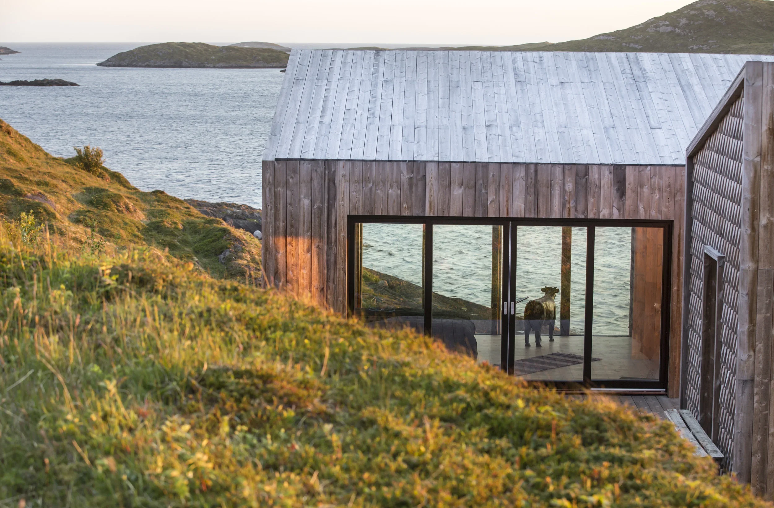 luxury hotel Norway | immersive experiences | creative travel | Eco travel | eco hotel | landscape hotel | nature hotel | nature destination | room and wild | Lofoten Islands Norway | The Arctic Hideaway