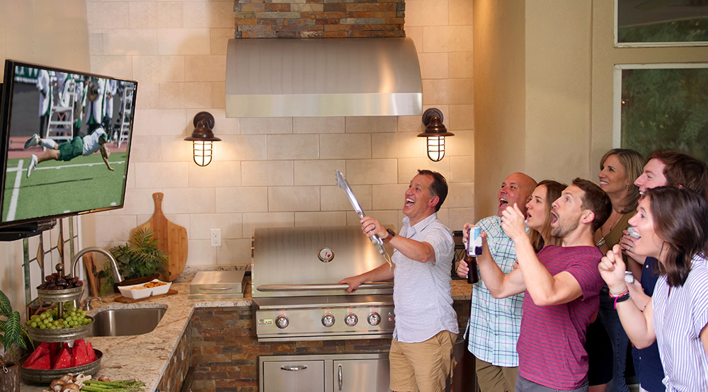 BBQGUYS-Homegate-cheering-web.jpg