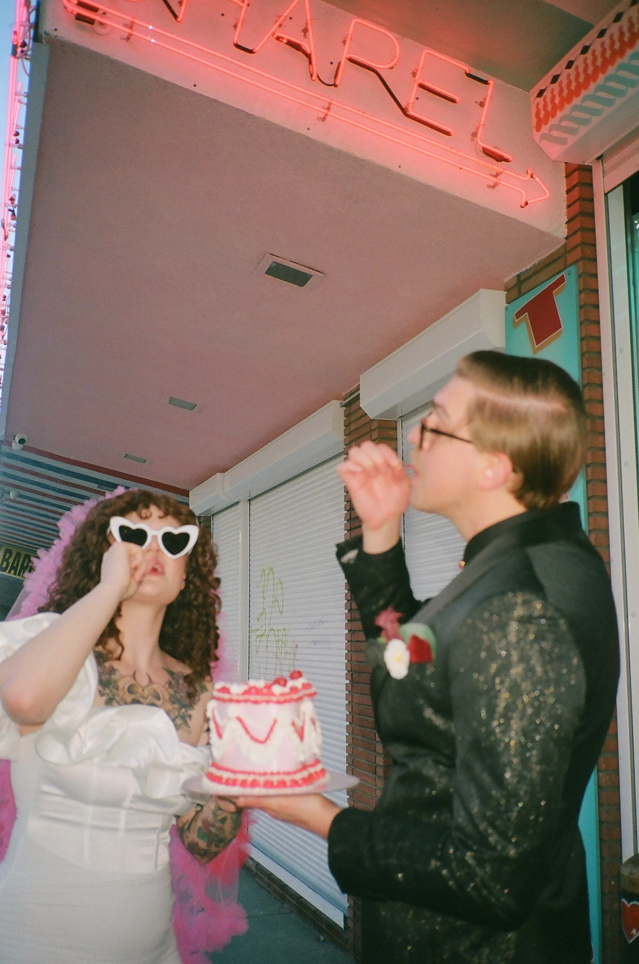 CONTAX-ALEXIZ+RICHARD-FUJI400-36.JPG