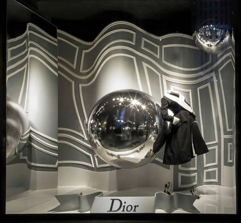 Dior_Saks_Fifth_Avenue_windows__4.jpg