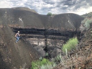 Students study the K-Pg boundary 