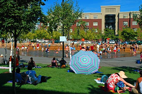 Although we visited on a rather bleak day, lot's of people were still engaging with Jamison Square Fountain. This image gives a glimpse of what it's like on a summer's day - pandemonium! If you're in Portland in summertime, go check it out. Image: Gary Halvorson, Oregon State Archives.