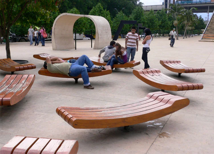 While these ones can be spun around to find the best view.
