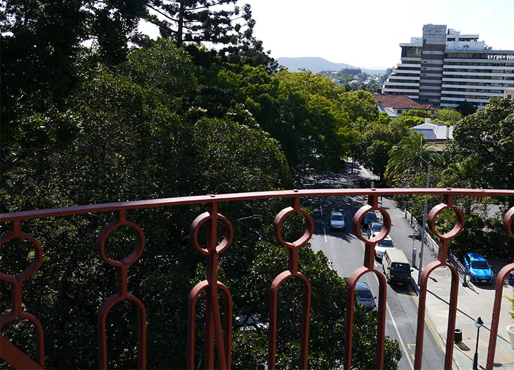 The view to Mount Coot-tha remain (so far) unobstructed.