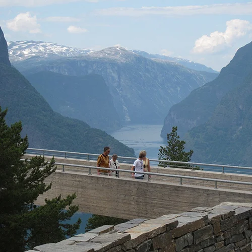 Stegastein viewpoint. Image: Erik den Yngre via Wikimedia Commons under CC license.