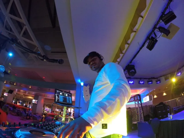 Live @ Atrium Lounge