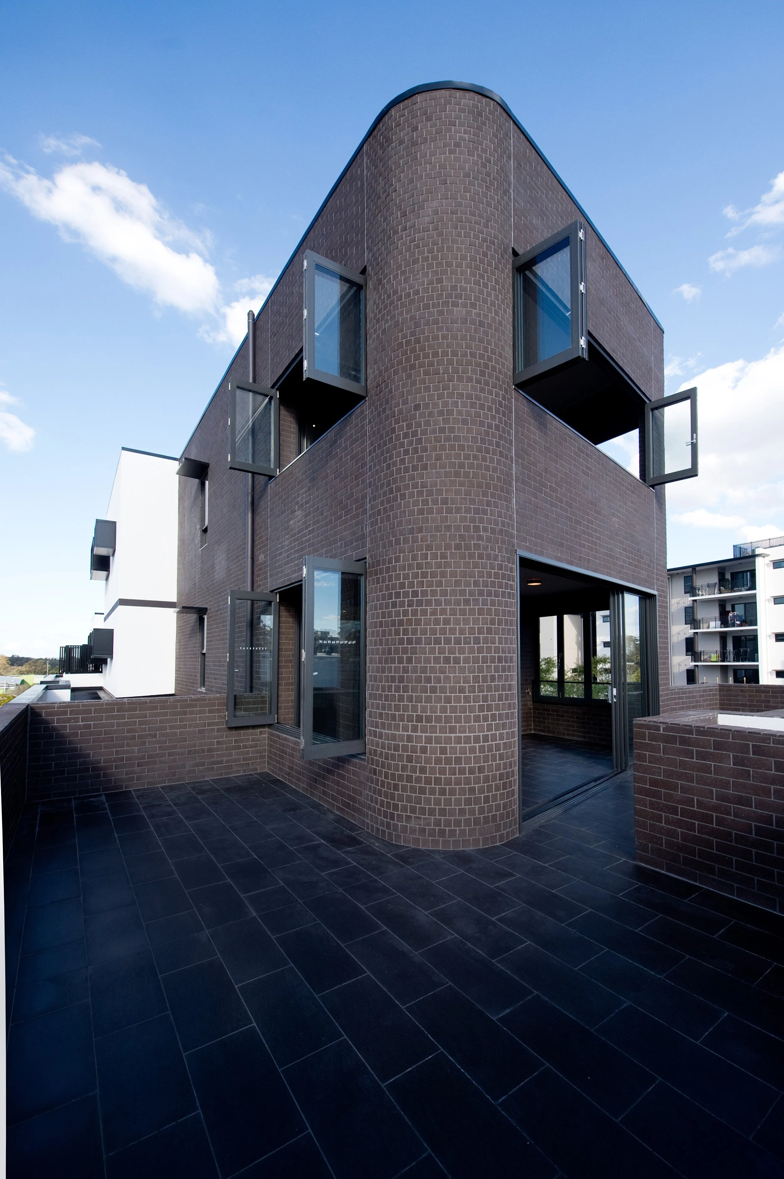 Circ by Mosaic_External 11 balcony.JPG