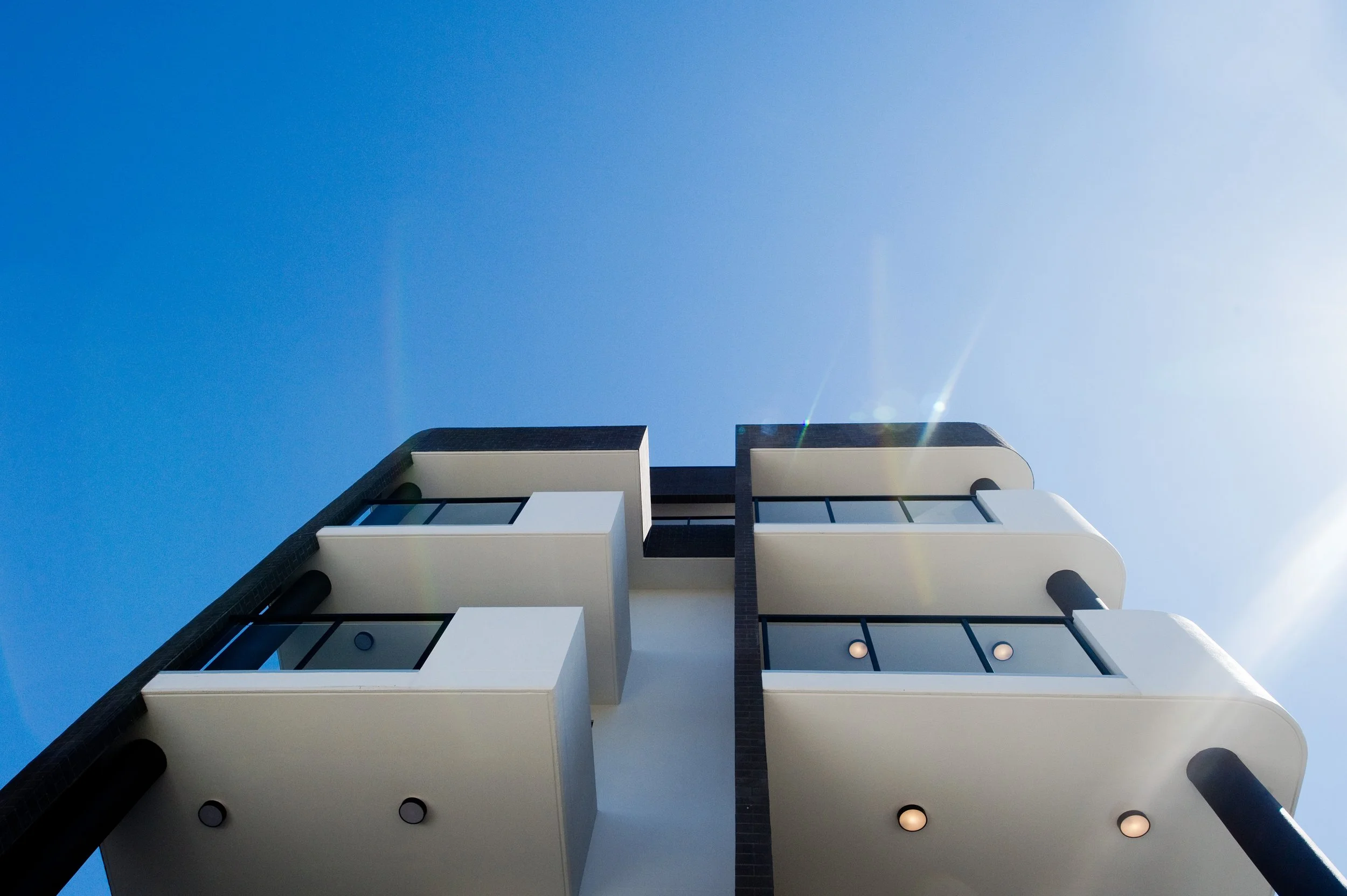 Circ by Mosaic_External 79 upward view.JPG