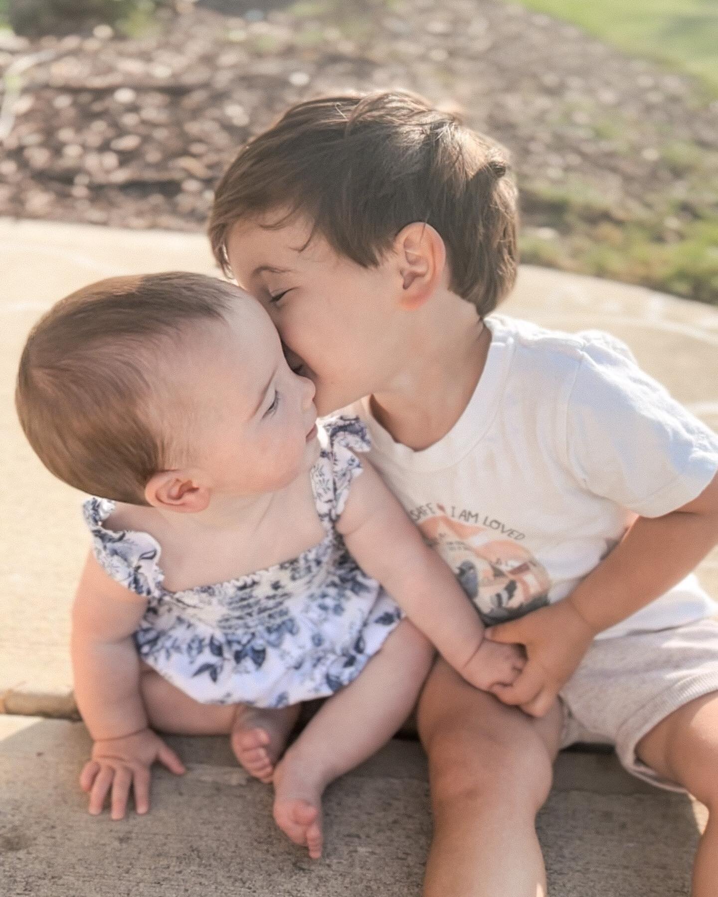 And then there was this 💕💙
#littlewhalen #littlerwhalen