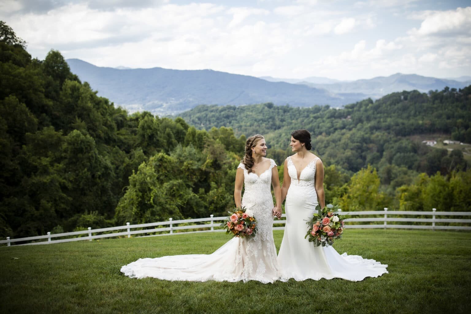 asheville_lgbtq_wedding047-1536x1024.jpg