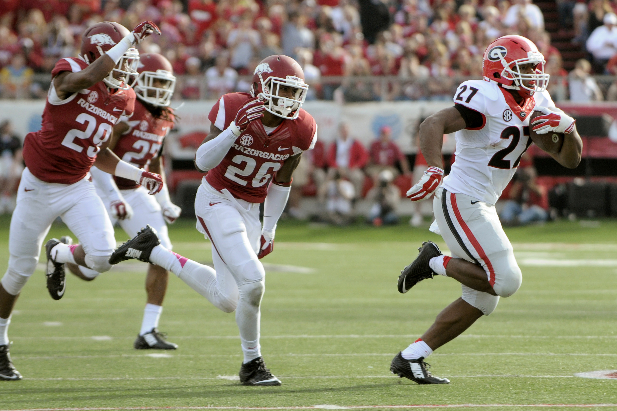 Nick Chubb is from Cedartown Georgia. He stands at 5'10 and weighs 228lbs, He hasn't completed a full college semester yet, playing as a true freshman. In 2 SEC games, on the road, he has scored 3 TDs, and rushed for 345 yards. I'm not sure when Gurley will be returning but if it's not before November 15th, then we will see Chubb against his first ranked opponent, Auburn. ((David Quinn/AP)