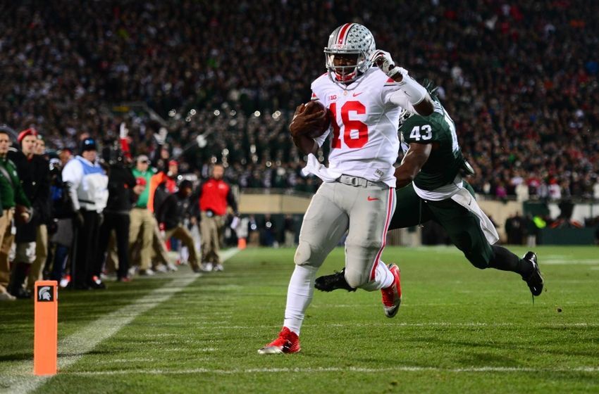 Ohio State season seemed to be over once the news broke out that Braxton Miller will be out for the season but J.T Barrett has shown that he is more than capable of getting the job done. Barrett had the best game of his young college career scoring 5 TDs on the road against a very tough Michigan State defense. Without Barrett, I'm not sure if the Buckeyes would have won this game or be in the thick of the playoff race, which is saying a lot. (Andrew Weber-USA TODAY Sports)