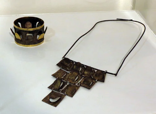  10.Willem Heyneker,&nbsp;bangle,&nbsp;$450  11.&nbsp;Willem Heyneker,&nbsp;neck piece,&nbsp;$650 