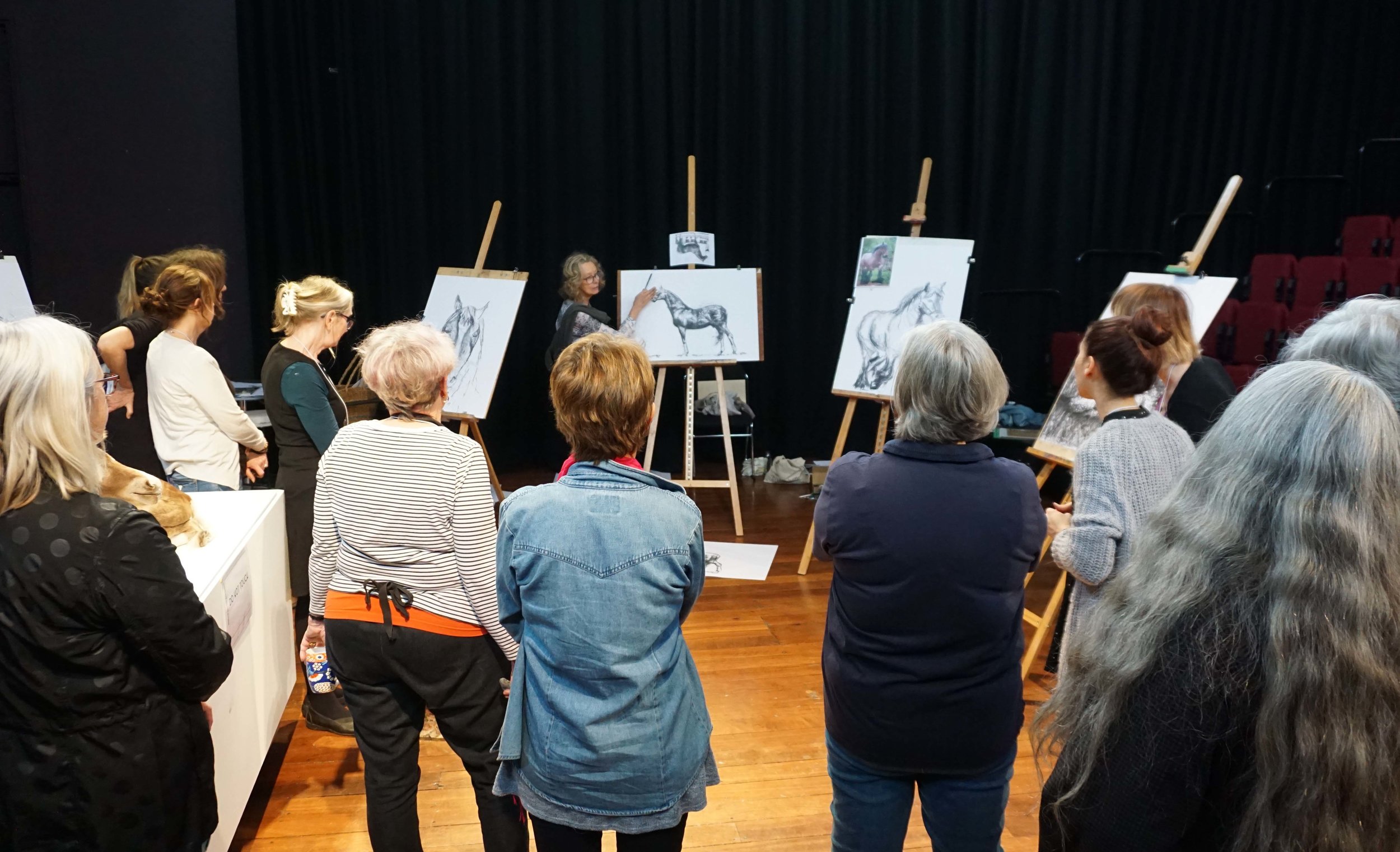 Anglea%20Stewarts%20drawing%20workshop.jpg