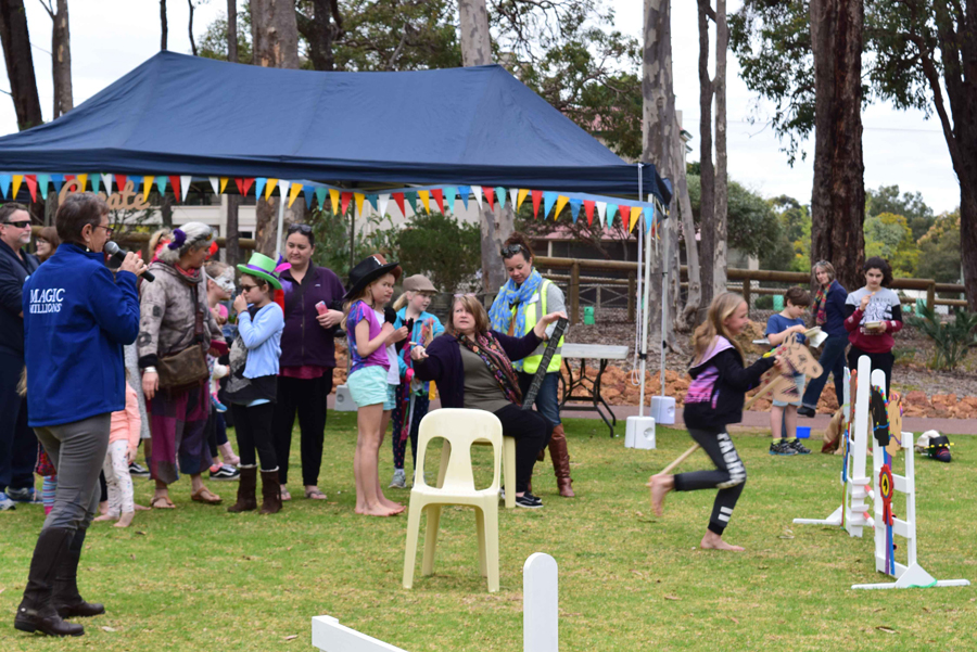 Great Hobby Horse Races - start of the race.jpg