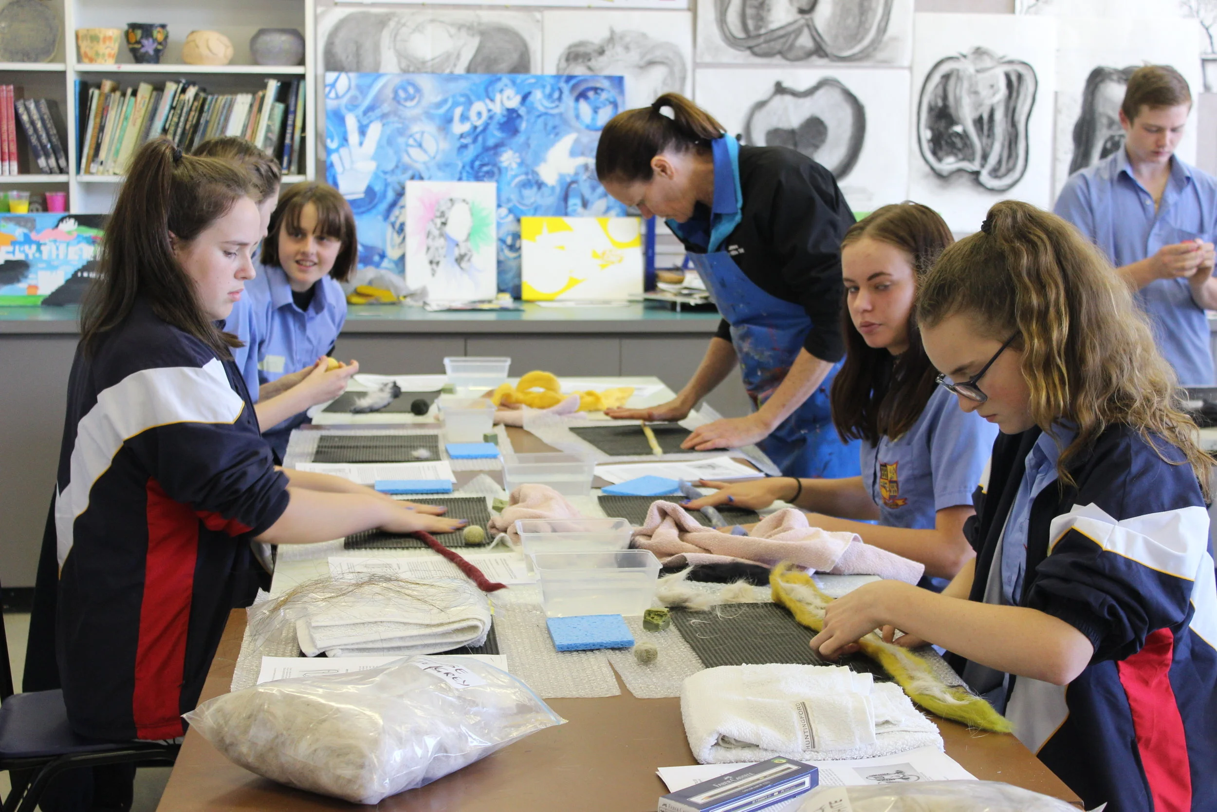 Horse Hair Jewellery and Small Sculpture with Katrina Virgona at Eastern Hills Senior School