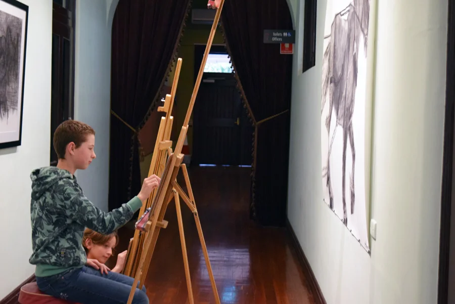 MJAC Drop in Charcoal Sketching with Liz Green Mackinlay