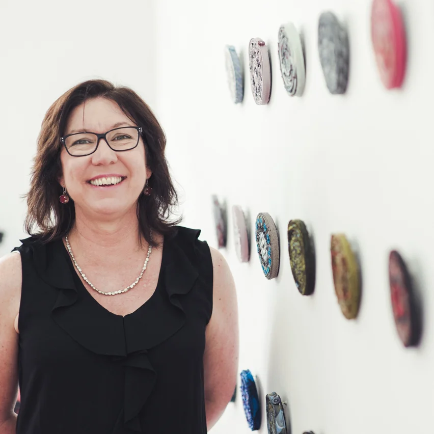 Meet the Artist – Louise Wells