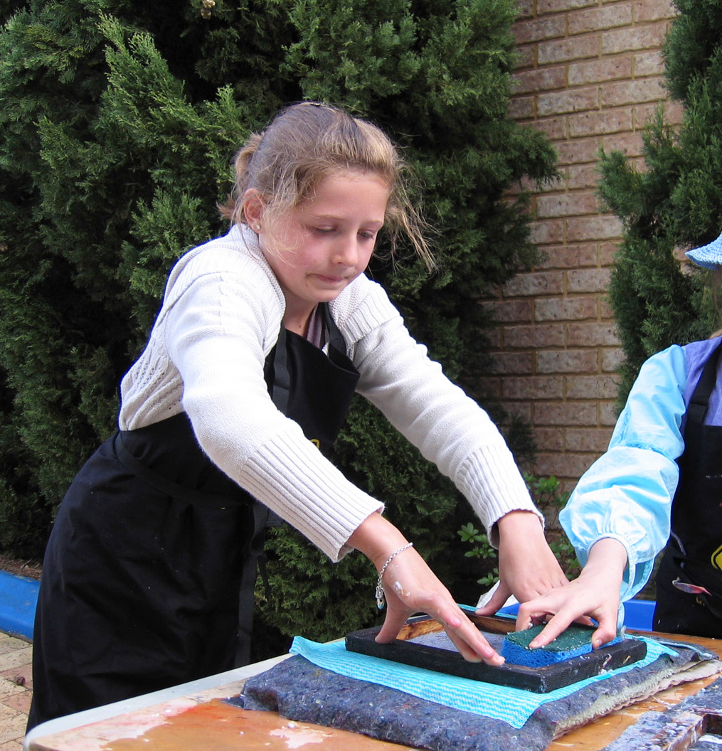 IM_TessPapermakingDemo_2008.jpg