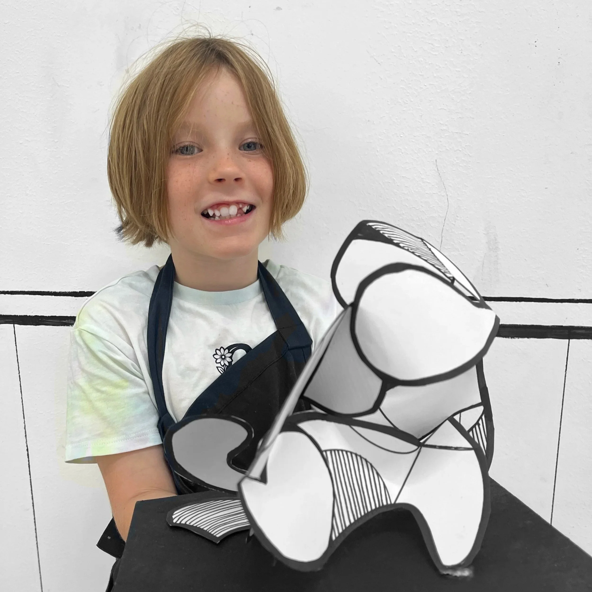 SCULPTING WITH PAPER | THE PENCIL CASE ART STUDIO | KIDS WORKSHOP