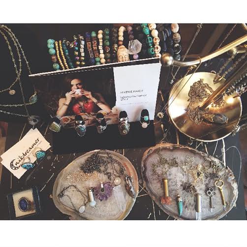 {private trunk show parties on sunday}