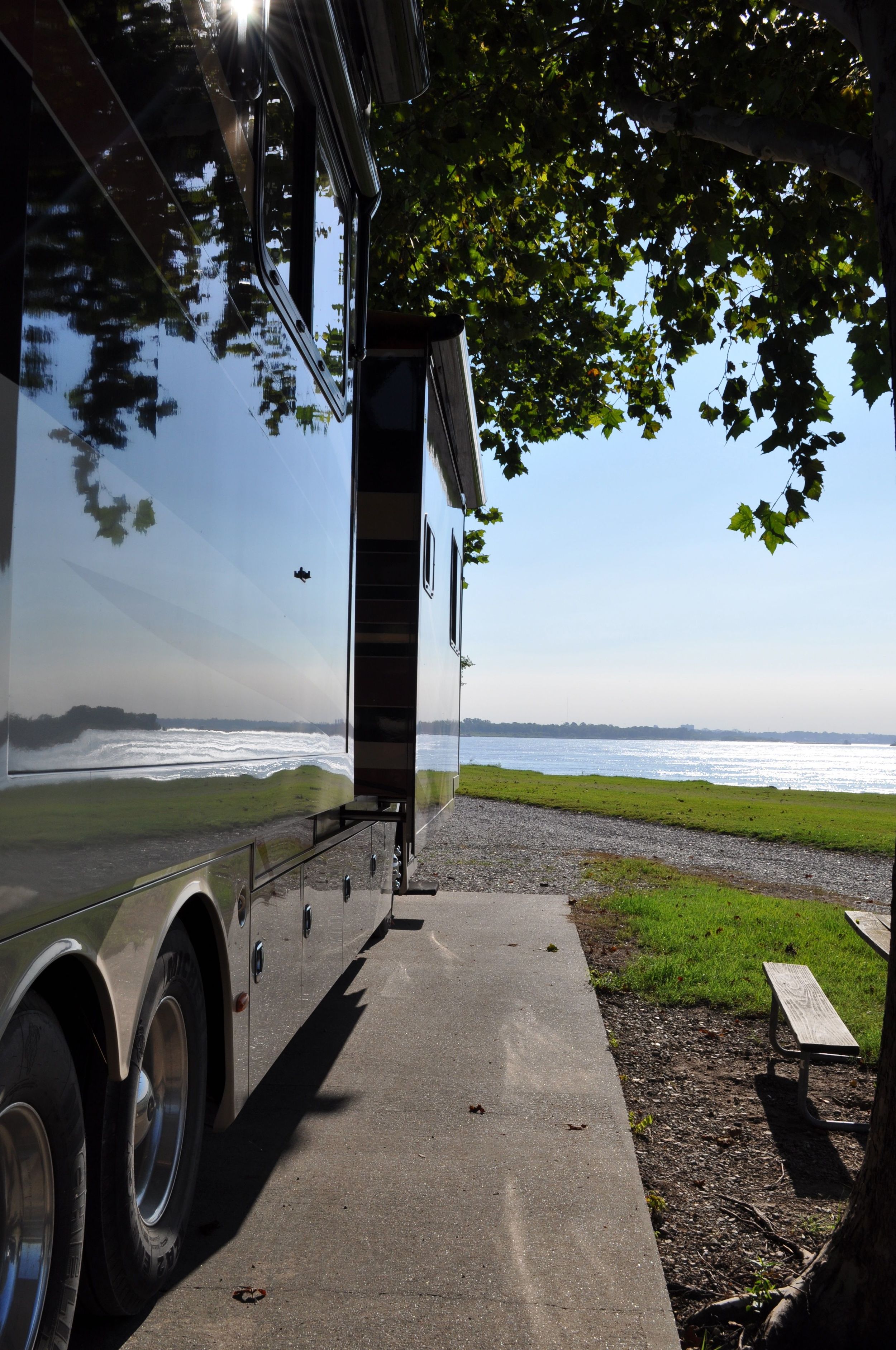 RVing off the Mississippi River - West Memphis, AR.