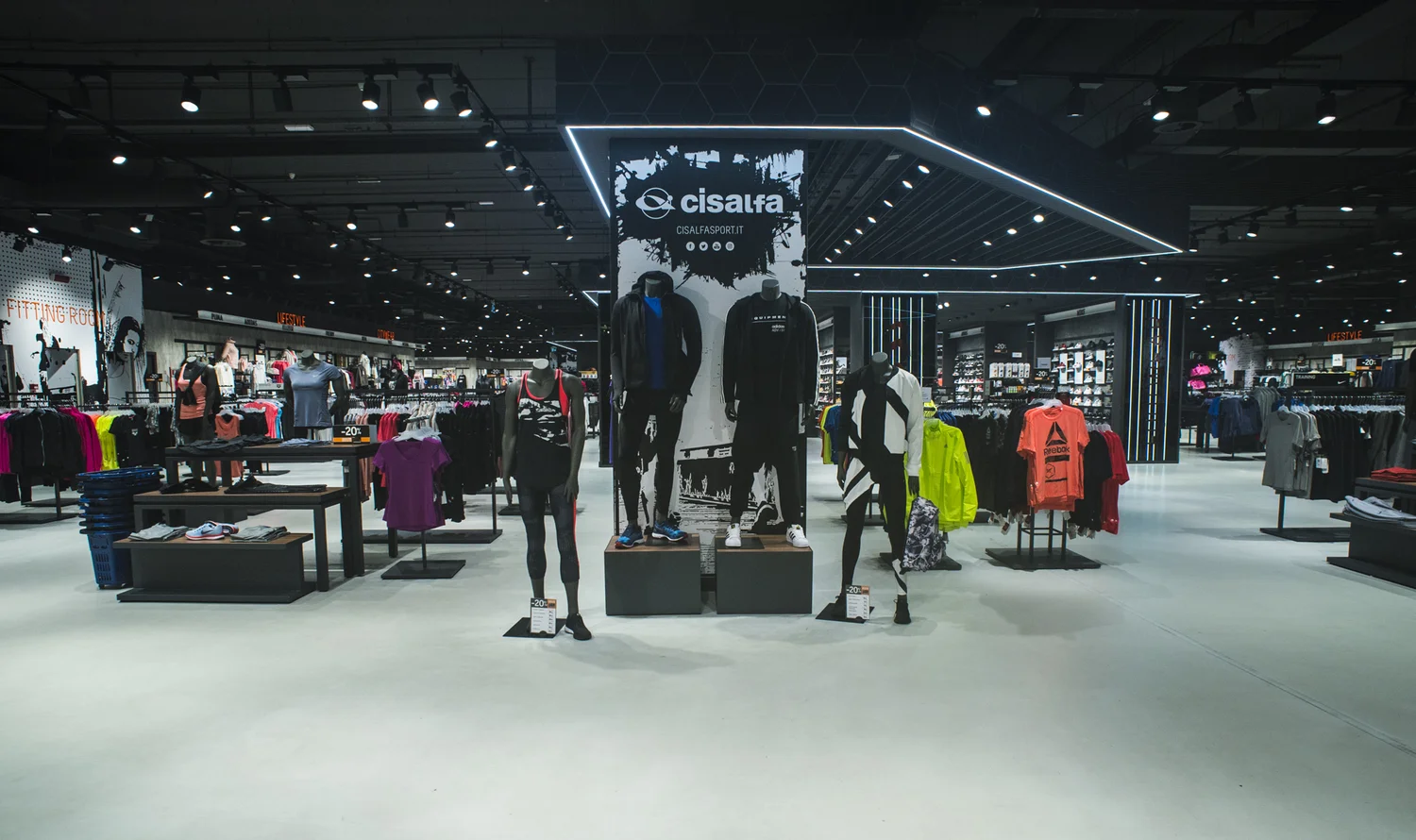 Clothing Store Cisalfa Store Cisalfa Sport Aosta: Your Destination