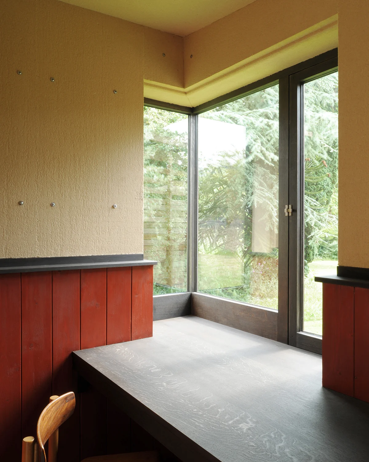 Casswell_Bank_Hauser_&_Wirth_DG_24Sm.jpg