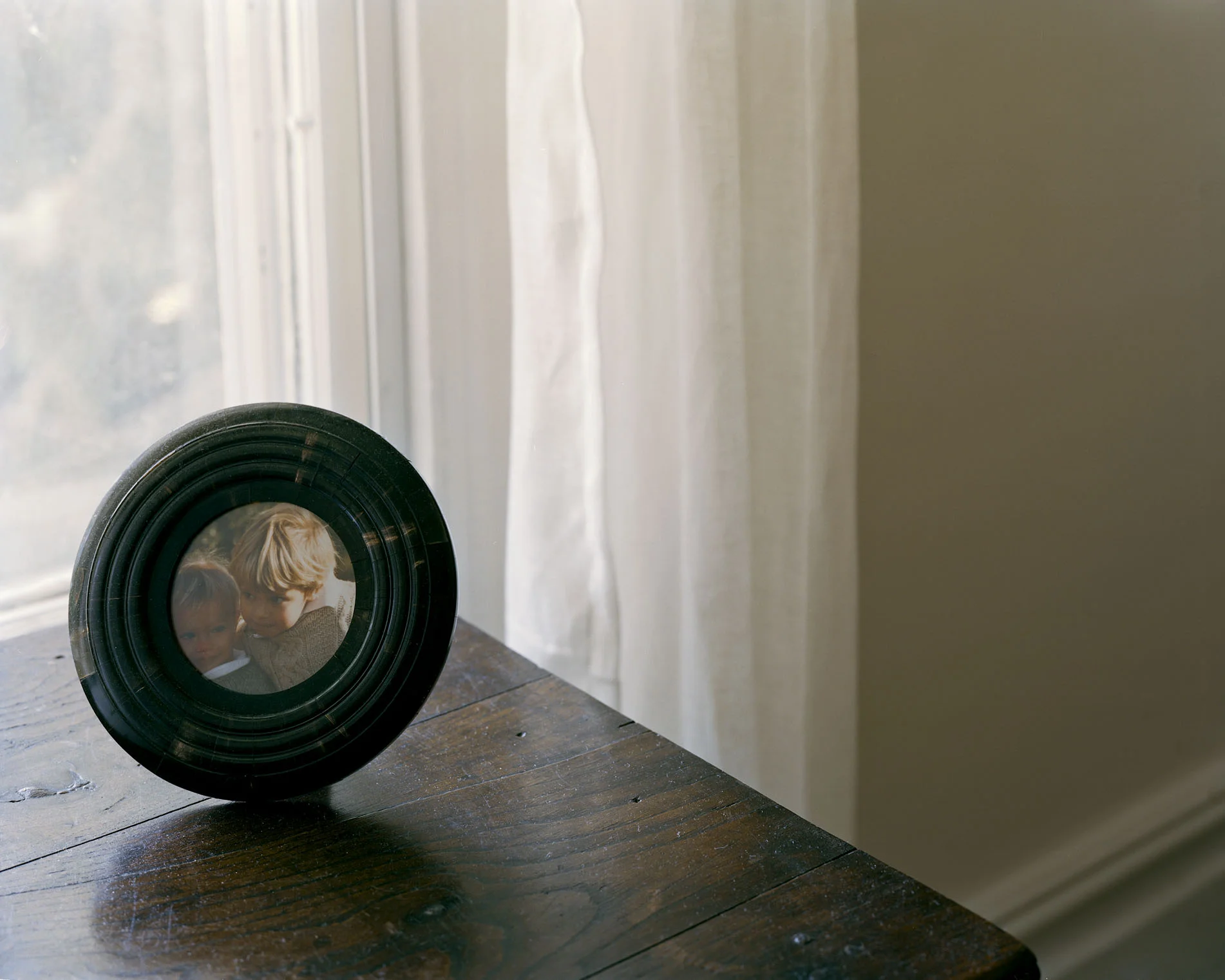 Round Frame On Table