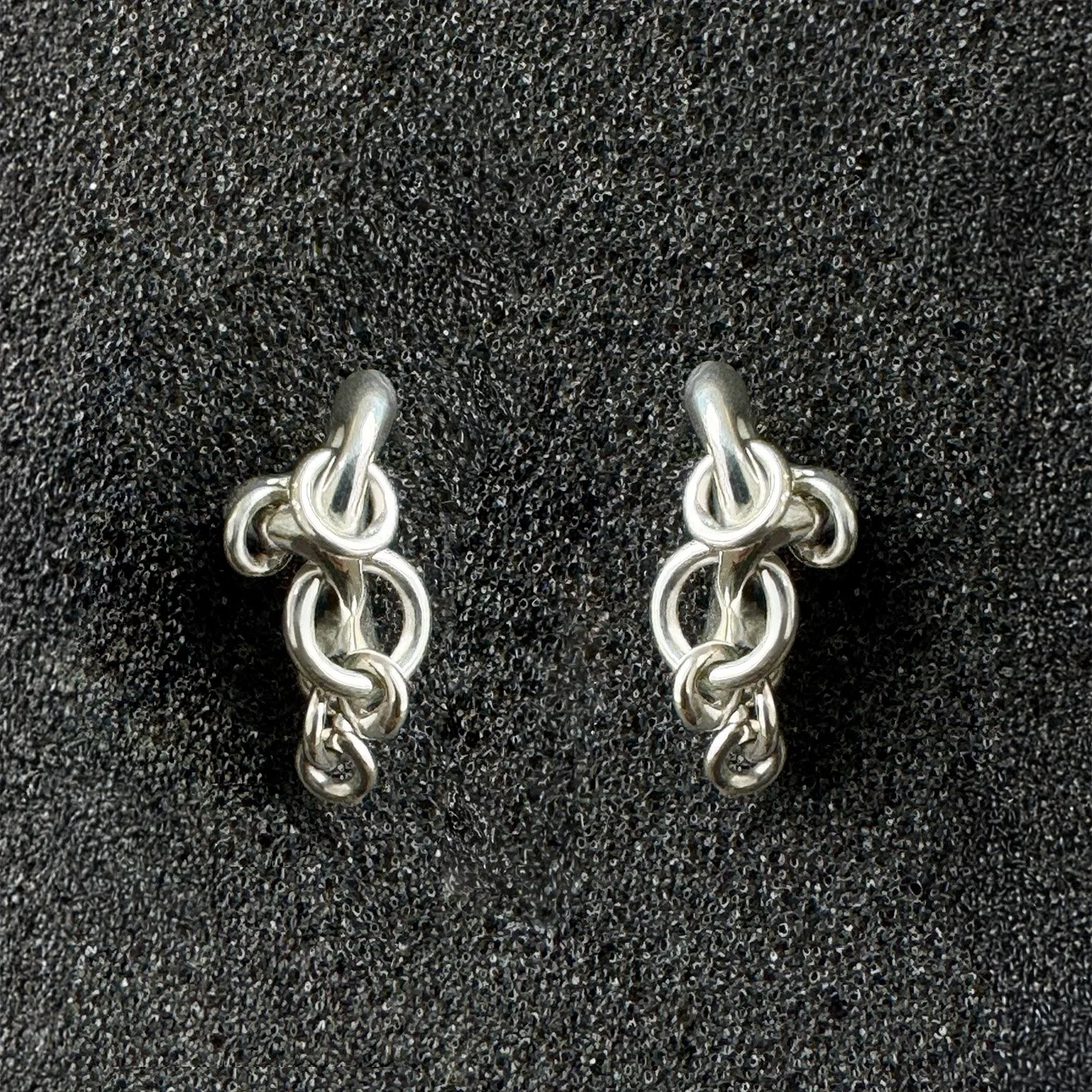 laiearring8-B.jpg