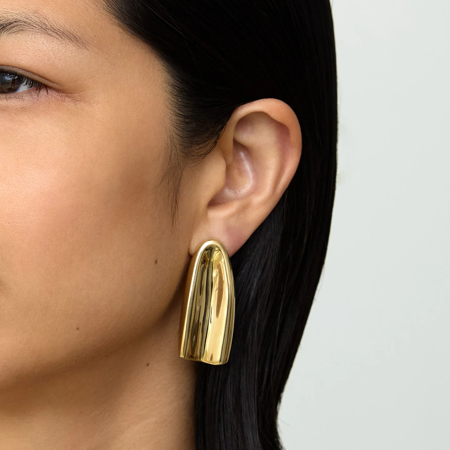 OlmiEarring4.jpg