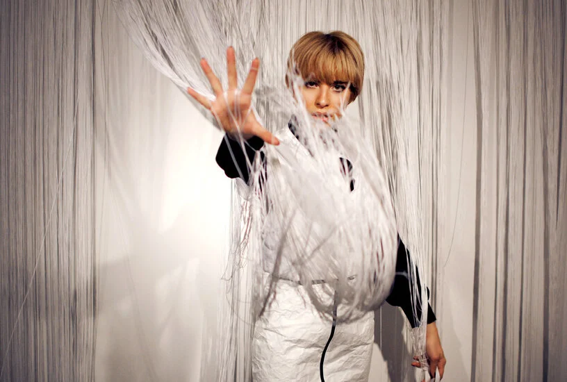 Strings_Throw_OliviaGossett_o_ycusk6.jpg