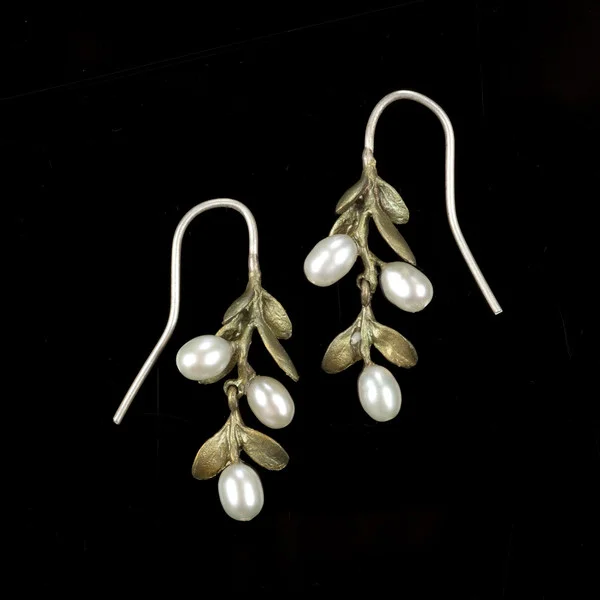 Boxwood Earing.jpg