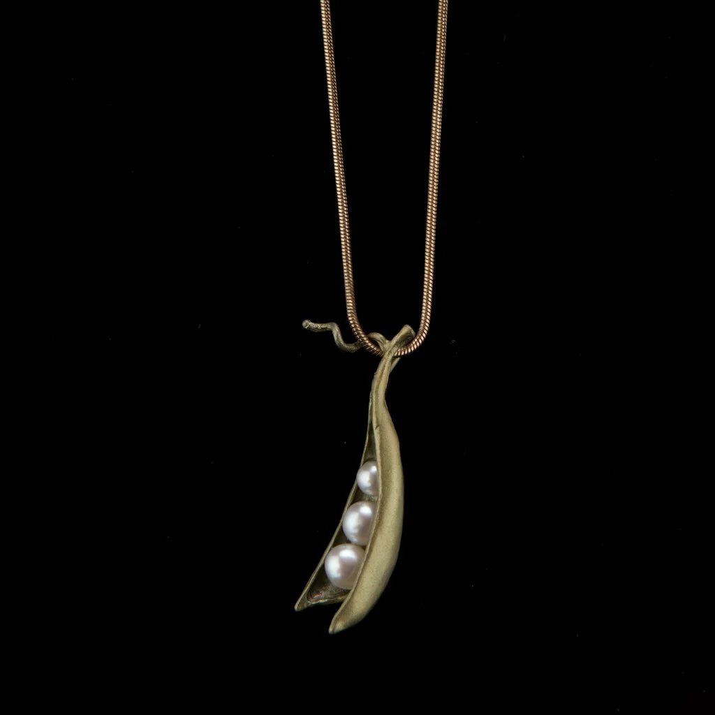 PeaPod3Pearls.jpg