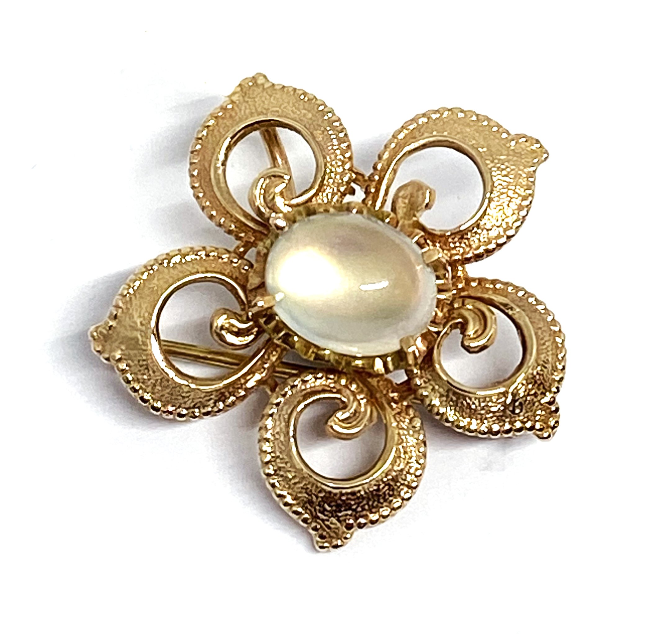 moonstone brooch.jpg