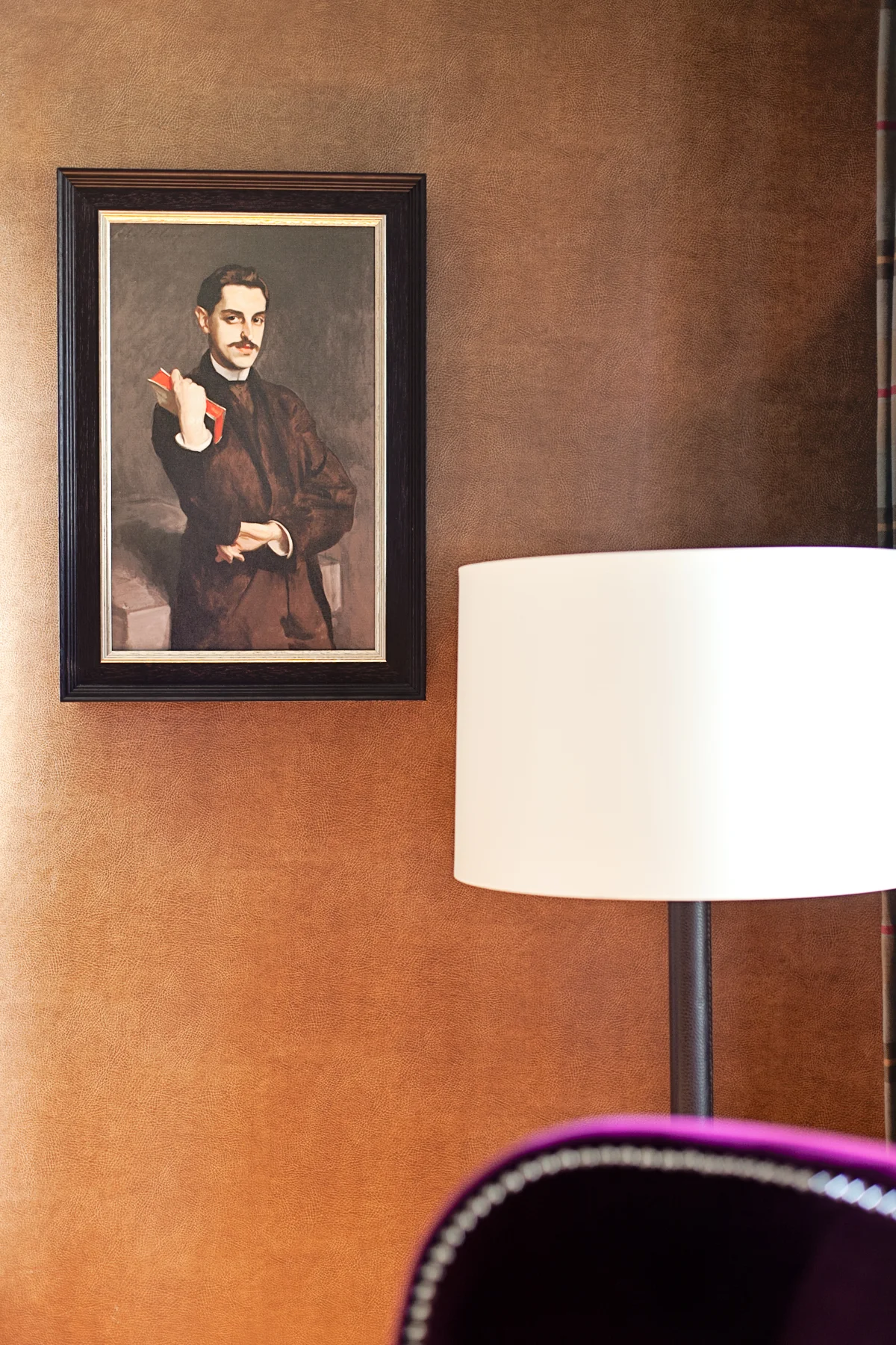 LISA GILMORE DESIGN | VELVET CHAIR