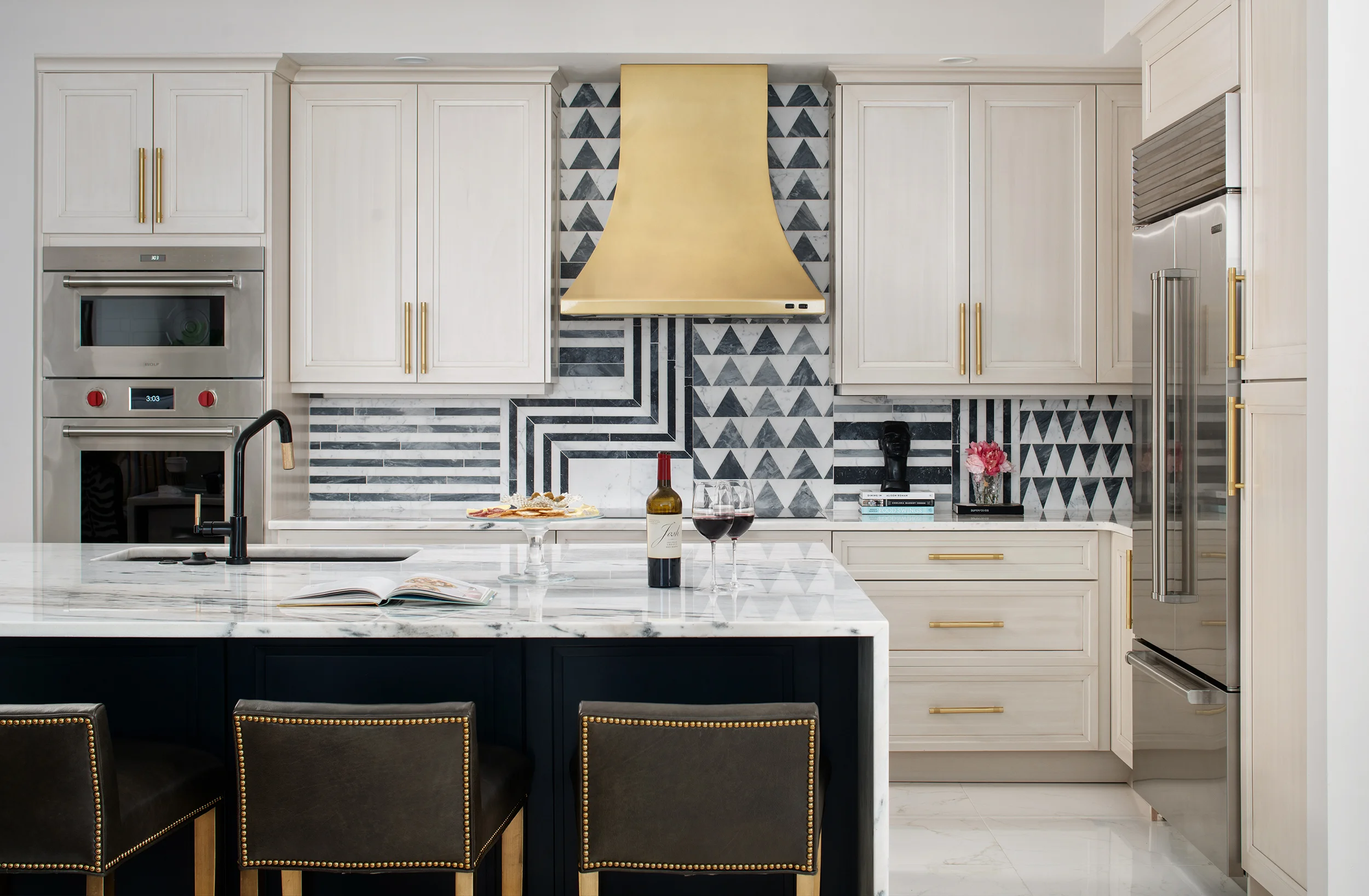 FASHION INSPIRED KITCHEN - LISA GILMORE DESIGN