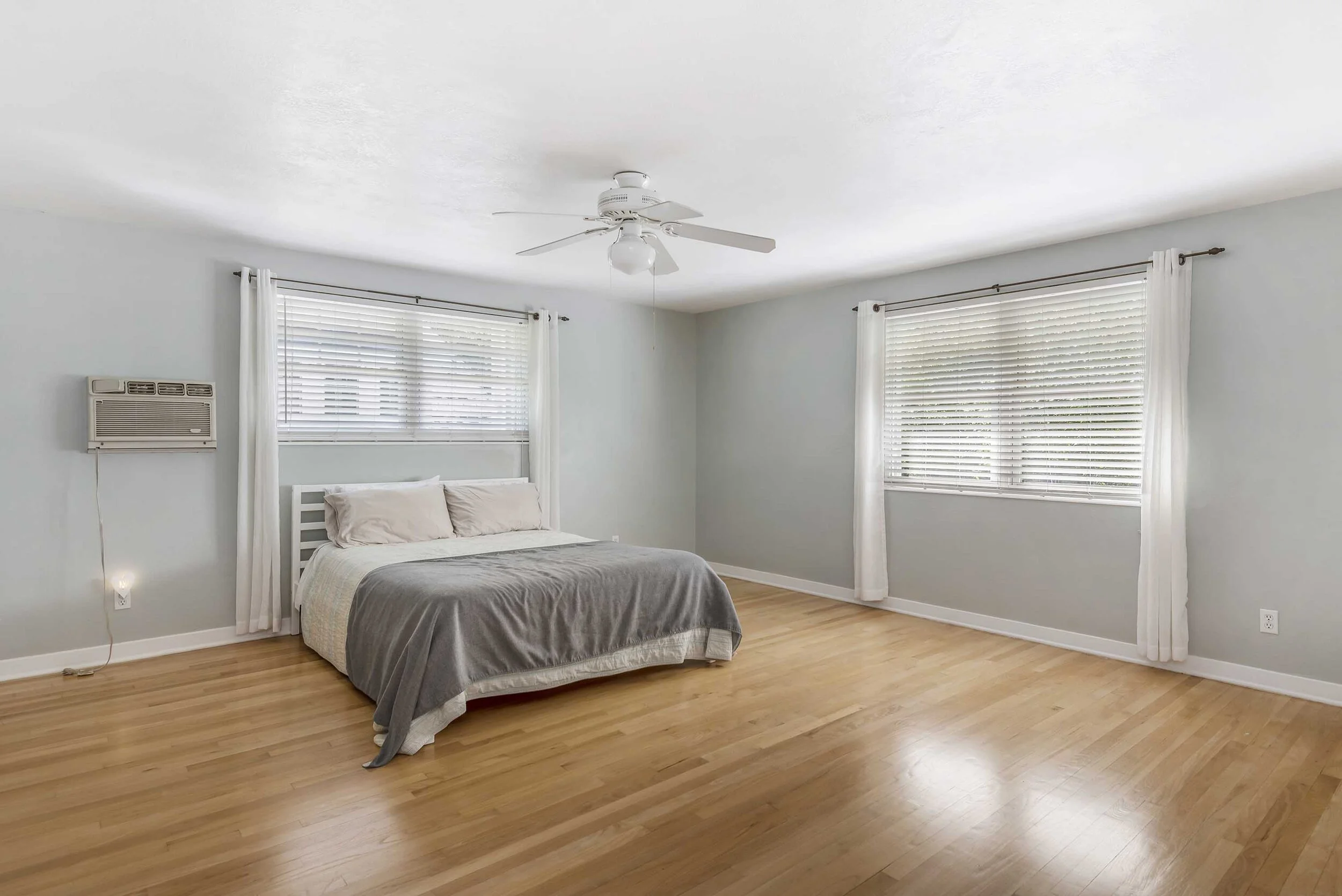 master bedroom renovation_before 2.jpg