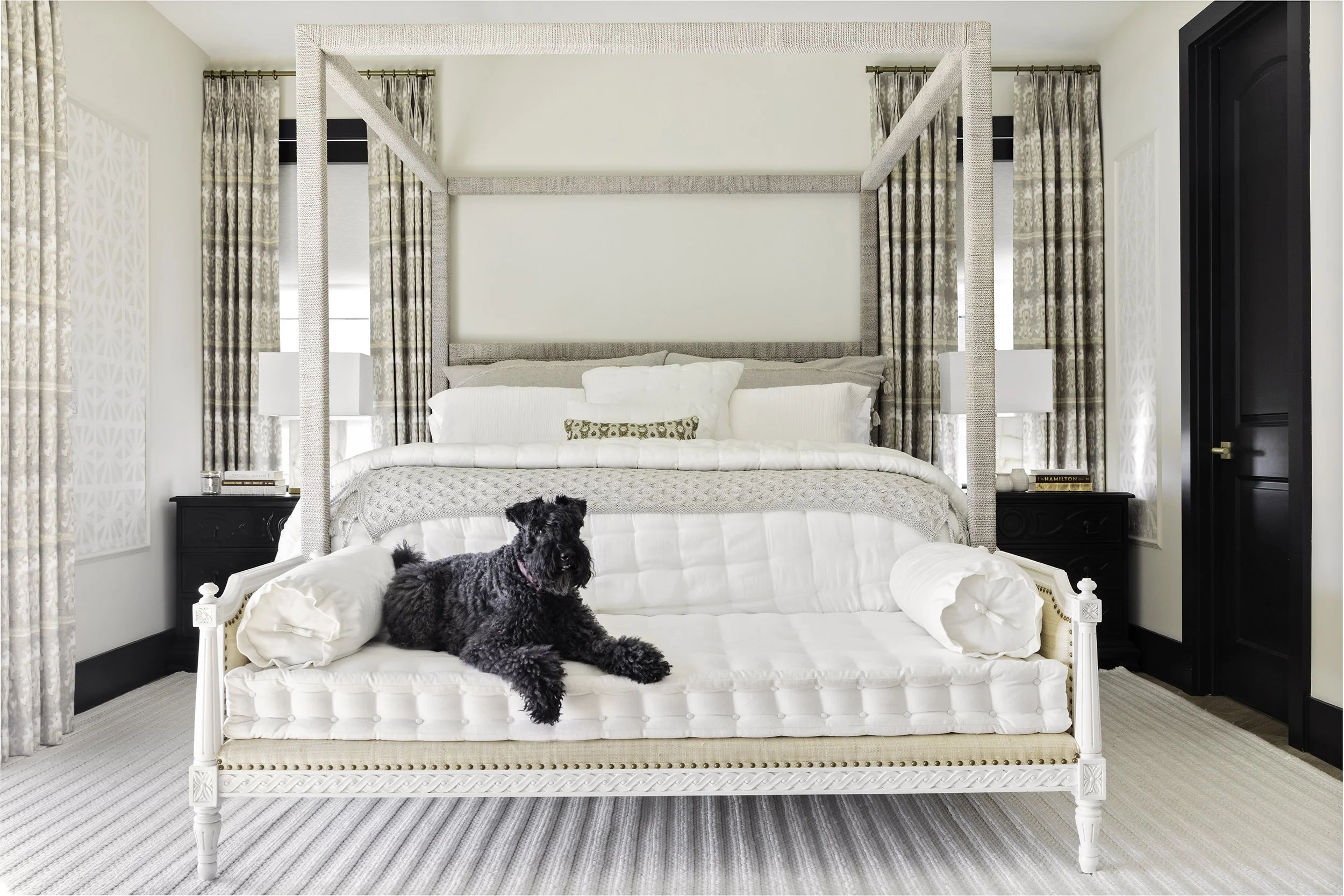 TRADITIONAL-ISLAND-STYLE-BEDROOM.jpg
