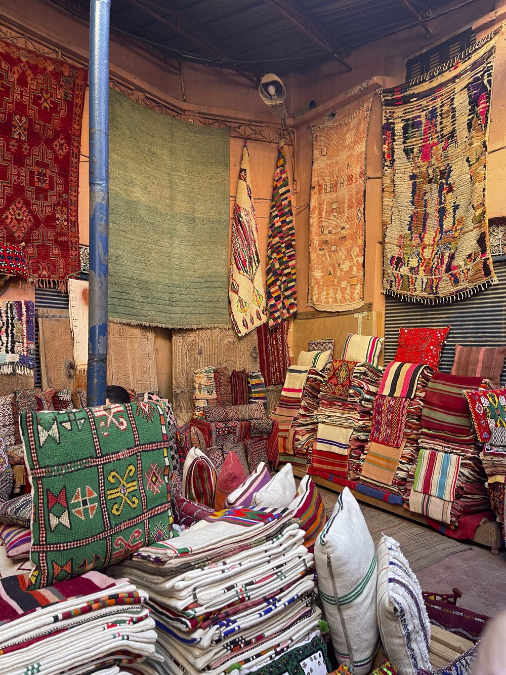 Moroccan rug market