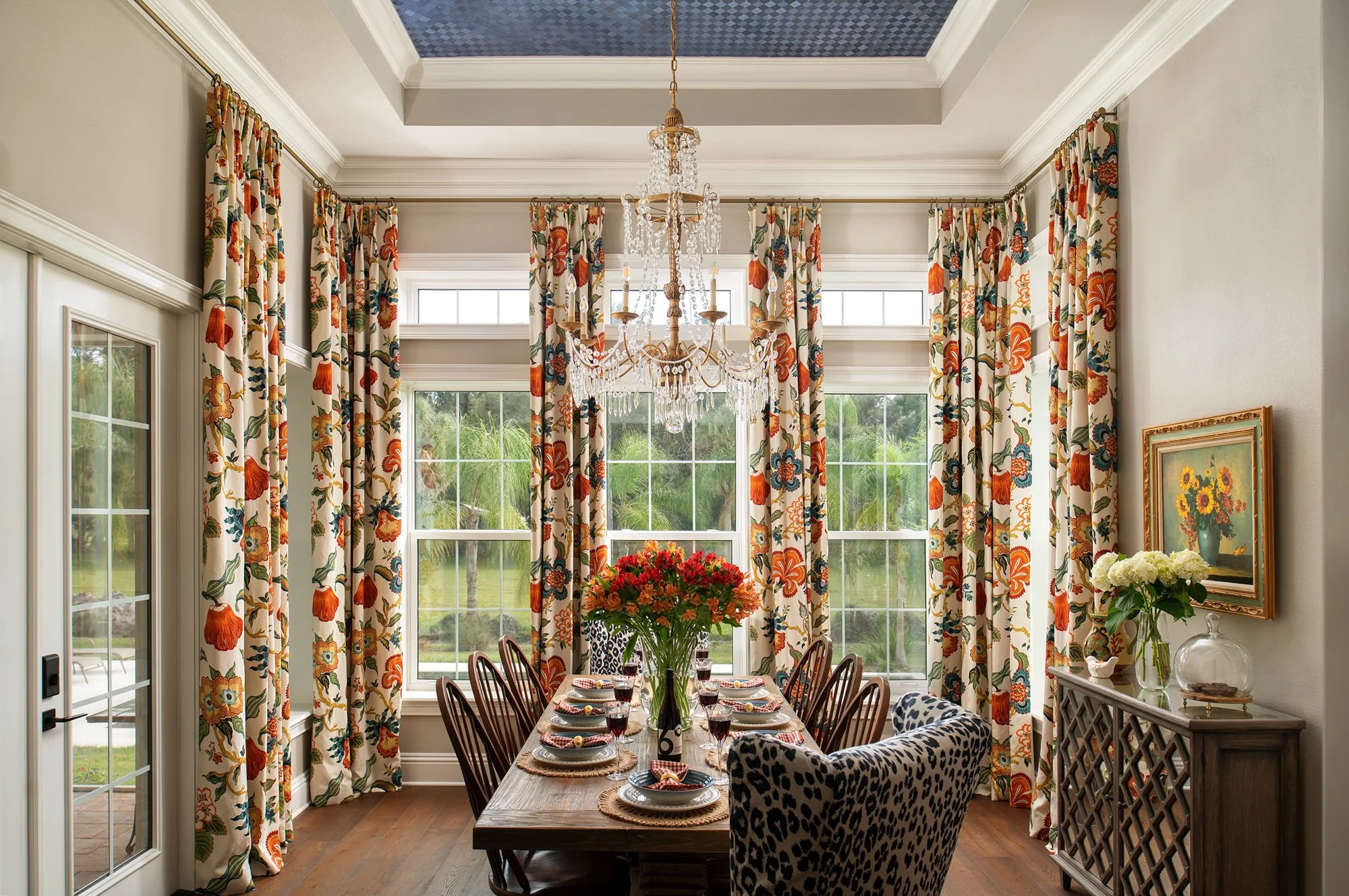 Verch-Residence---Interiors---Dining-Wide-Evening-SMALL.jpg