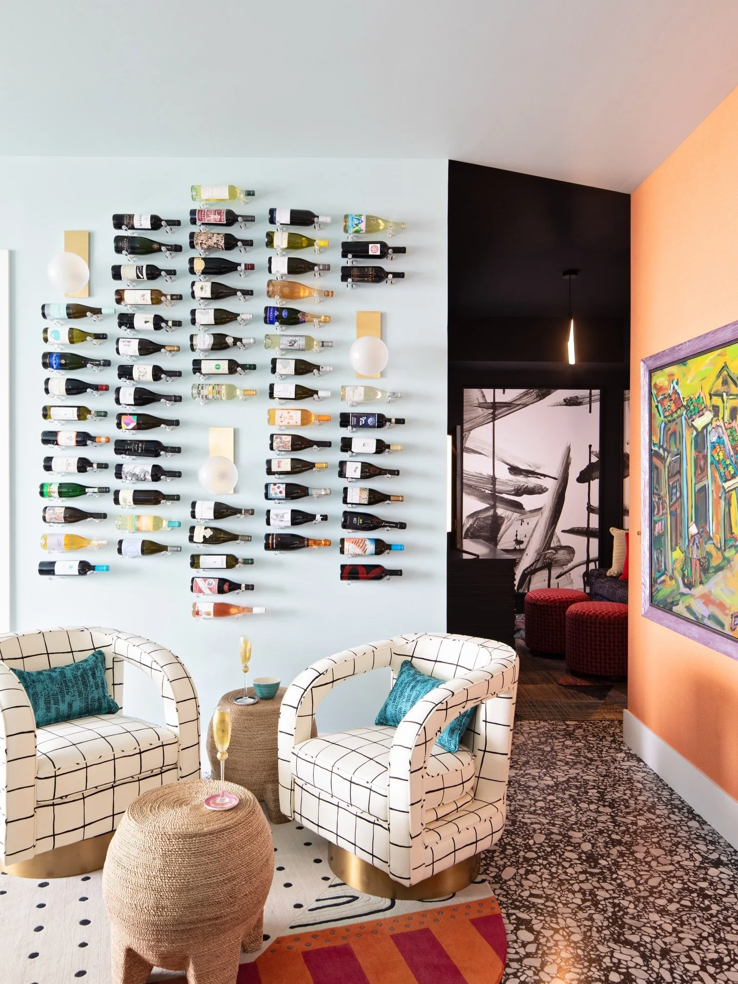 Make your wall both fun and functional 🍾

&ldquo;Why not think a bit outside the box when it comes to decor ideas? In this downtown St. Petersburg, Florida, residence, area designer Lisa Gilmore, AD Pro member and the founder of Lisa Gilmore Design,