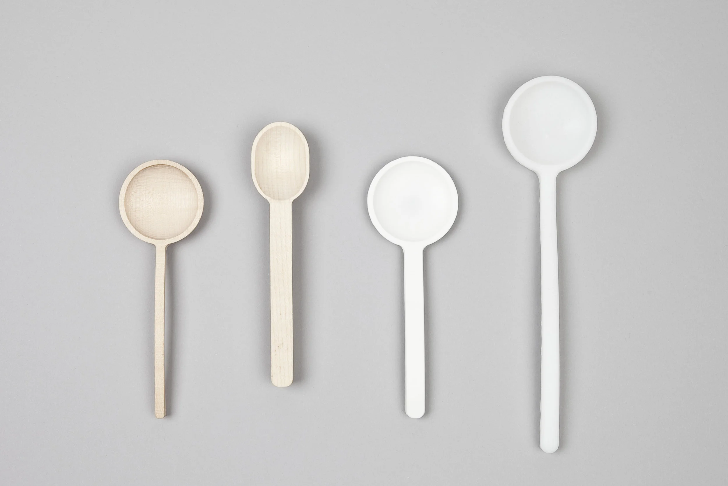2013 / Spoons / Wood, polyethylene and DuPont Corian / Photography: Michal Florence Schorro Parity is an exercise made in safe-food materials as wood, polyethylene and DuPont Corian where half of each spoon is handmade using carving and sanding techniques and the other half is made using CNC milling, in this way the spoons acquire a duality and an encounter between what is machine made and handmade, both of them complement each other giving the spoons a particular aesthetics.