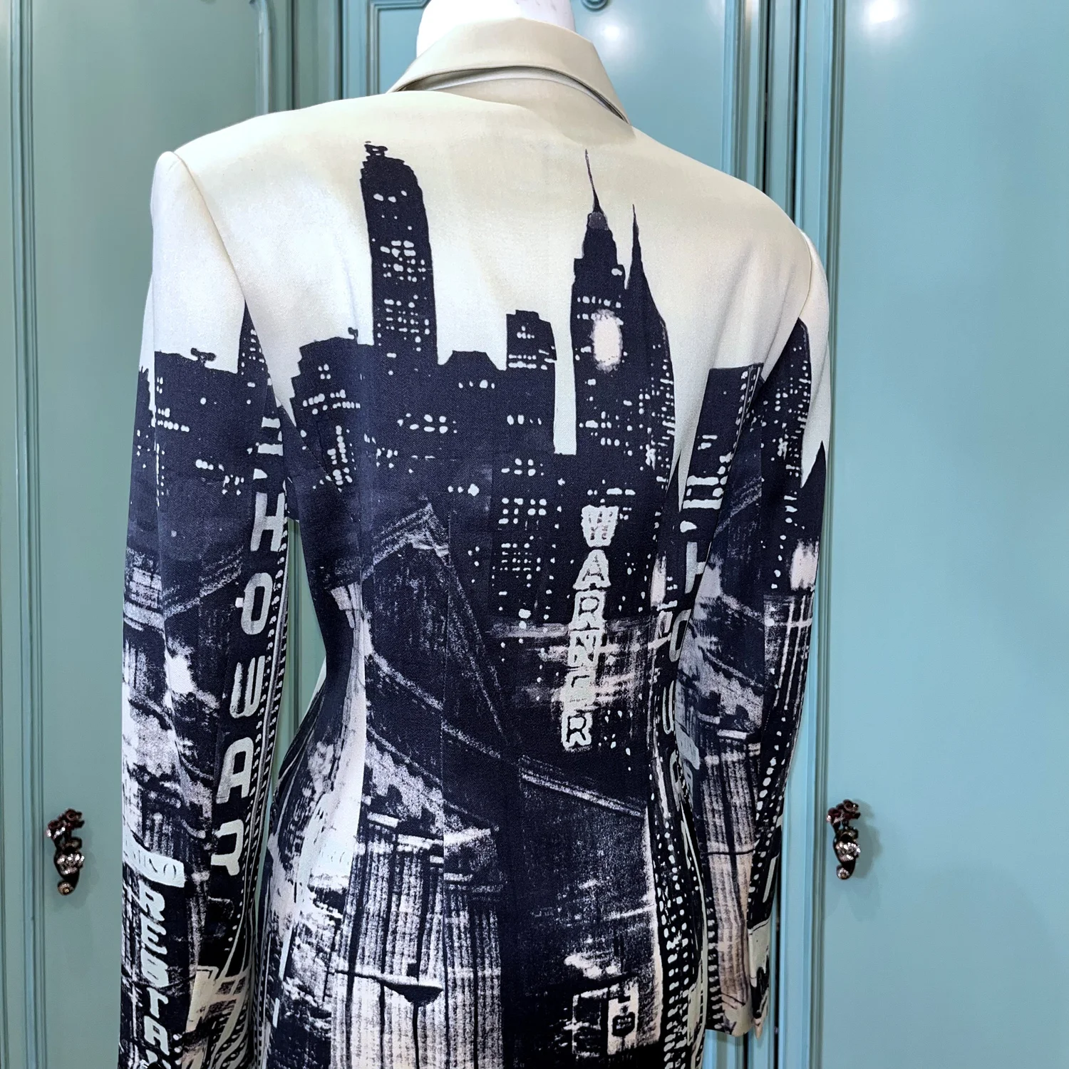 LAUREL by ESCADA 1990s — ARCHIVES VINTAGE