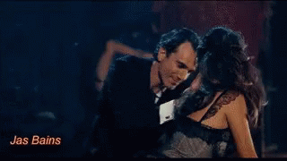 daniel-day-lewis-penelope-cruz.gif