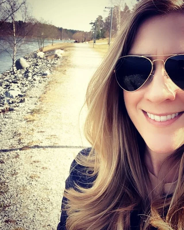 Lunchpromenad &auml;r det nya. &Auml;lskart! 😎 Har du addderat in n&aring;got nytt i dina rutiner i dessa tider? | #lunchpromenad #friskluft #vardagsmotion #v&aring;rk&auml;nslor #nyatider