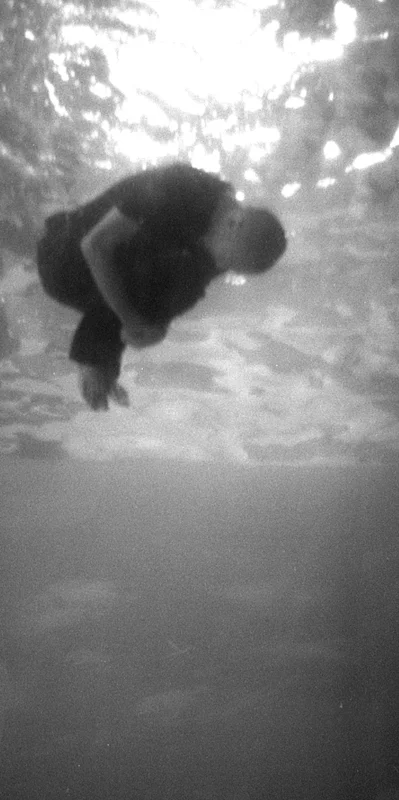  untitled, from &lt;walks on water&gt; series, 2004, gelatine silver print 