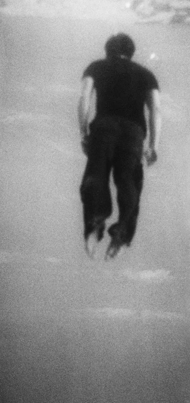  untitled, from &lt;walks on water&gt; series, 2004, gelatine silver print 