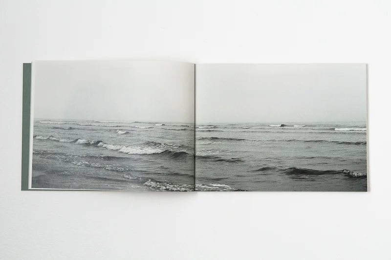   Light on Ground , 2013,&nbsp; 52 pages,&nbsp; 25 x 18 cm, Datz Press, Limited edition          