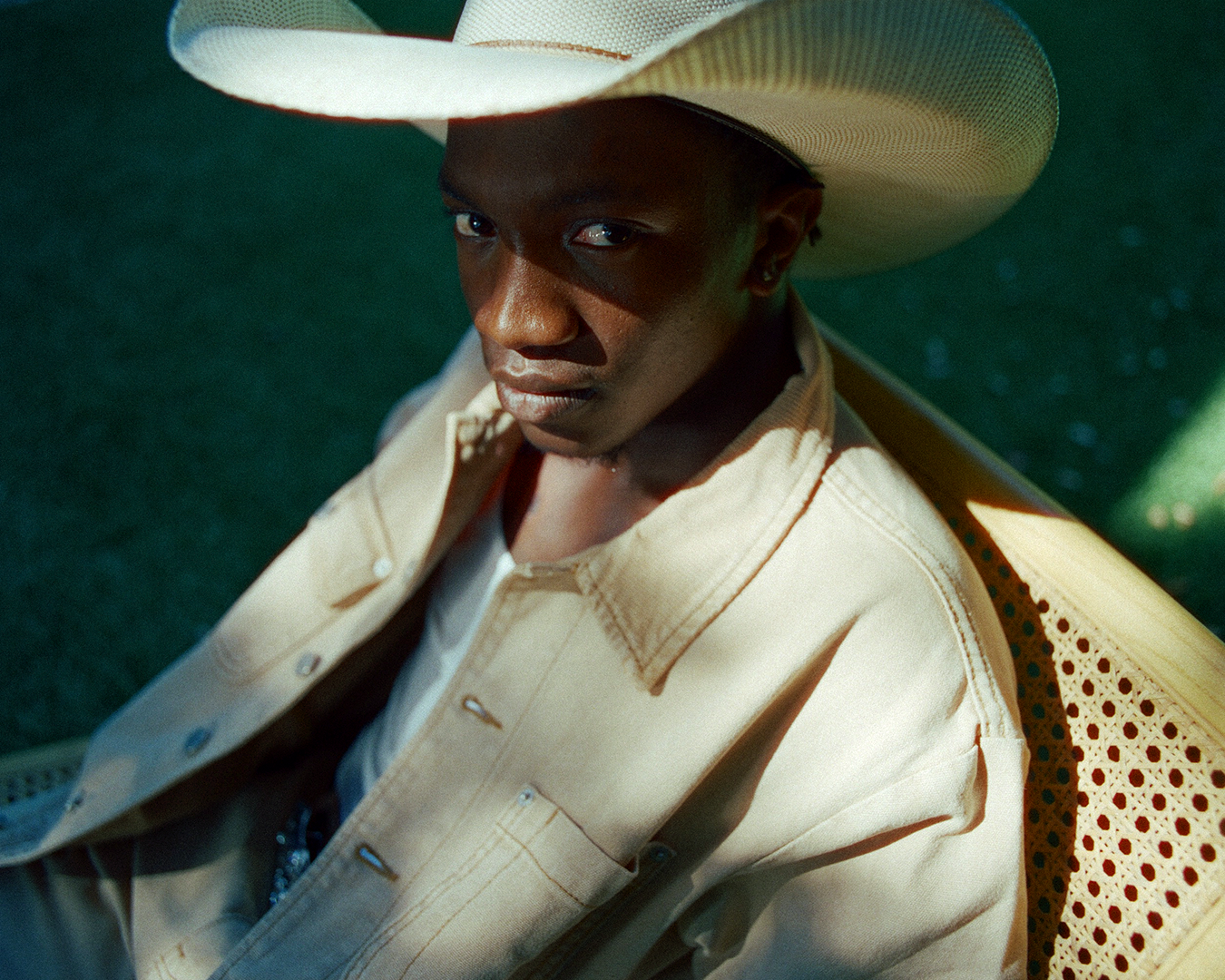 35571-CINESTILL-800T-1-0004_Edited_1.png